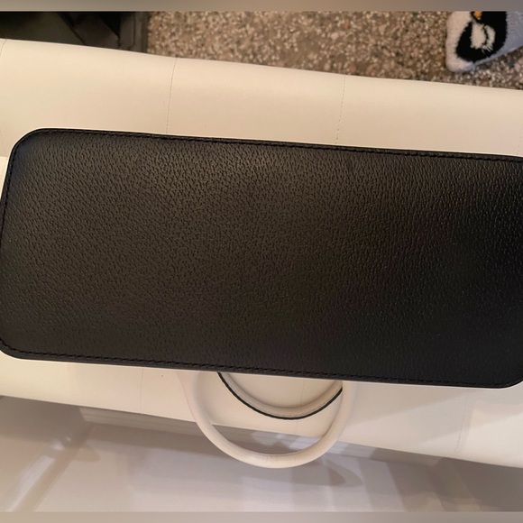 Kate Spade Purse - Picture 4 of 5